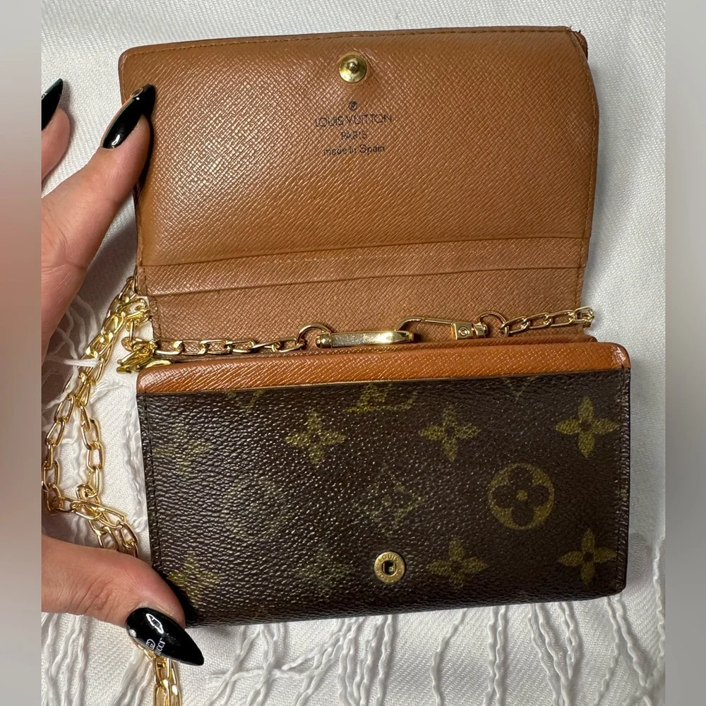 LOUIS VUITTON PORTE TRESOR MONOGRAM WALLET WITH CHAIN - Picture 5 of 17